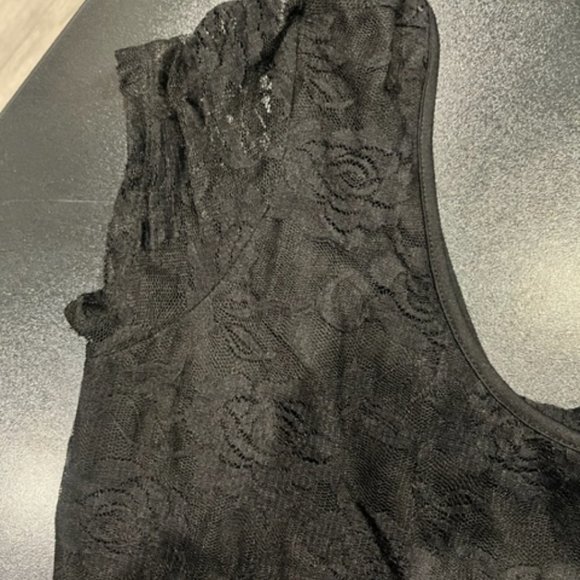 Almost Famous Womens Large Black Lace Blouse Round Neck Short Sleeves - Picture 5 of 8